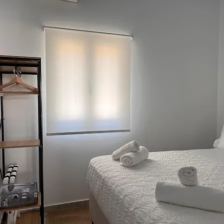 Mc Ornos * Mykonos Town